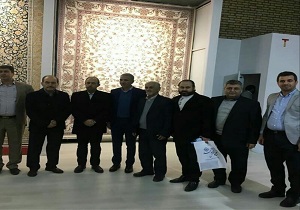 بازدید انجمن‌های دوستی ایران و ۱۰ کشور خارجی از نمایشگاه ملی فرش ماشینی در کاشان