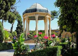 چرا در شب یلدا فال حافظ می گیریم؟