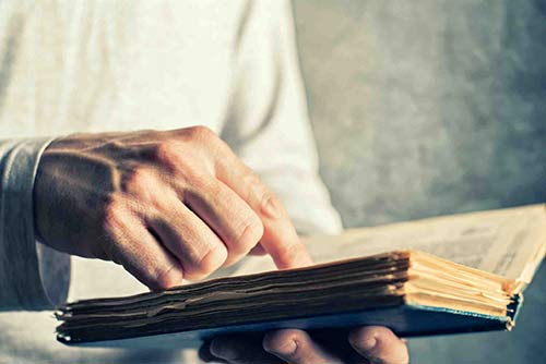 چرا در شب یلدا فال حافظ می گیریم؟