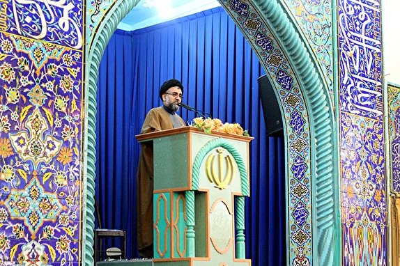 نماز در جامعه نشاط آفرینی می&zwnj;کند