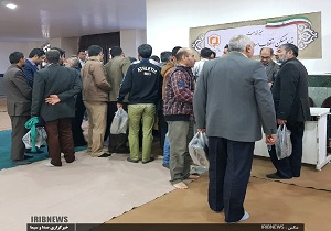 مسئولان بنیاد مسکن پاسخگو در میز خدمت