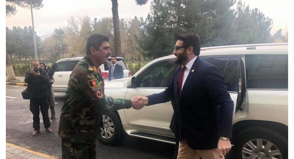 حمدالله محب از وزارت دفاع دیدن کرد