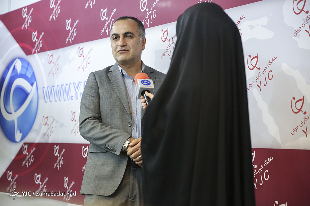 مدیرعامل بیمه رازی از باشگاه خبرنگاران جوان بازدید کرد
