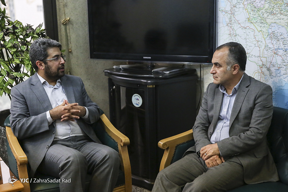 مدیر عامل بیمه رازی از باشگاه خبرنگاران جوان بازدید کرد