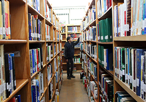 باغ فرهنگ شیراز کافه کتاب می‌شود