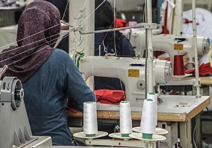 حق بیمه ۹۰۰۰ زن سرپرست خانوار در لرستان پرداخت می شود