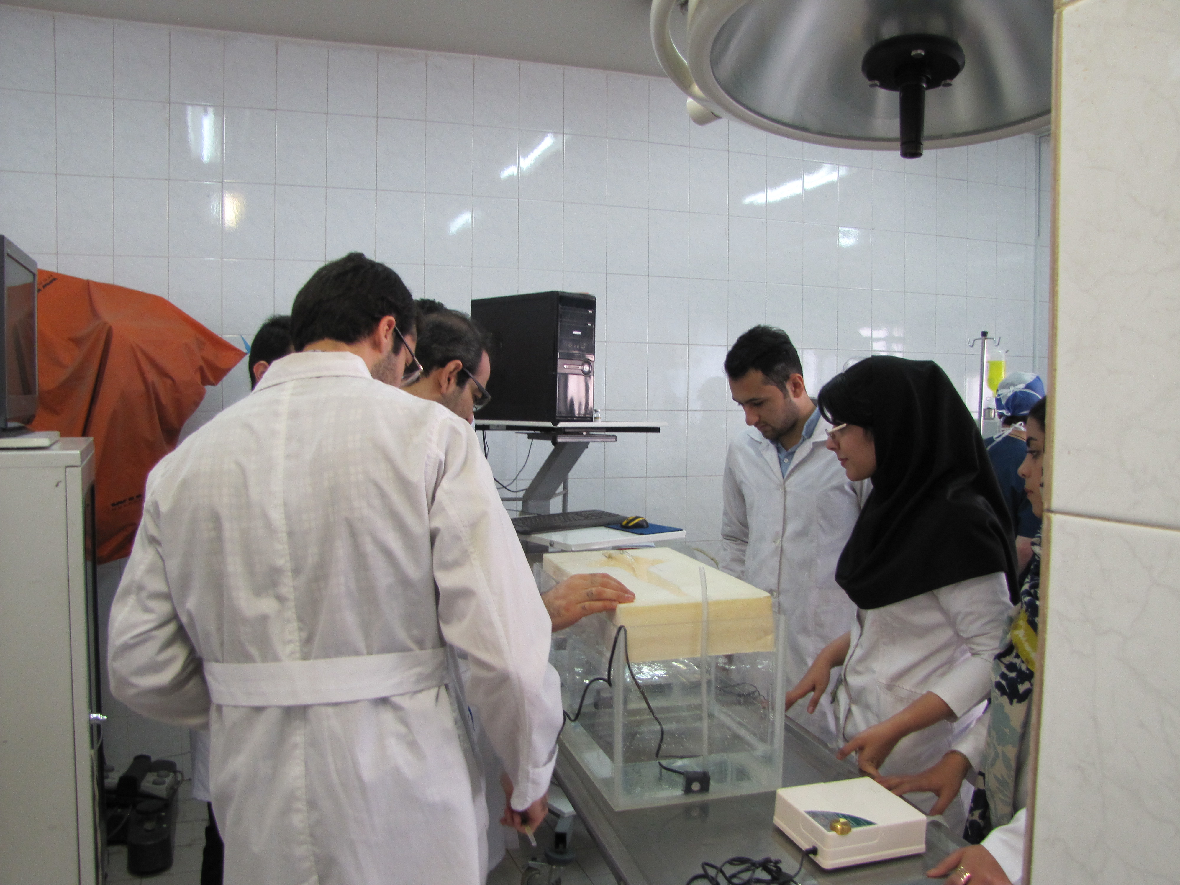 میز حراحی ماهی 