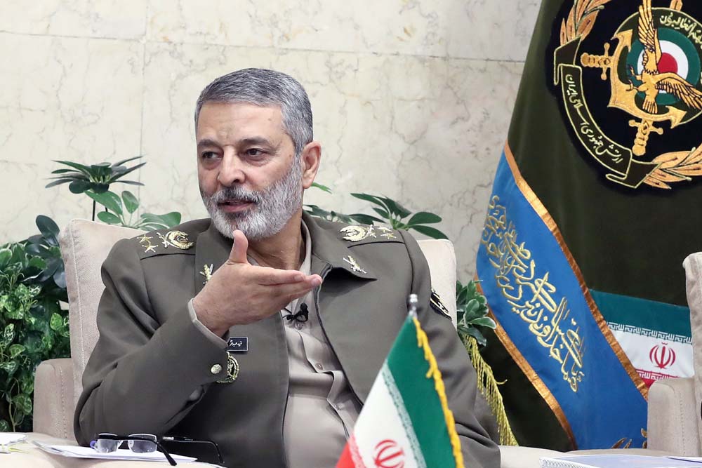 دیدار سرلشکر موسوی با اعضای هیئت فرزندان شهدای اسلام