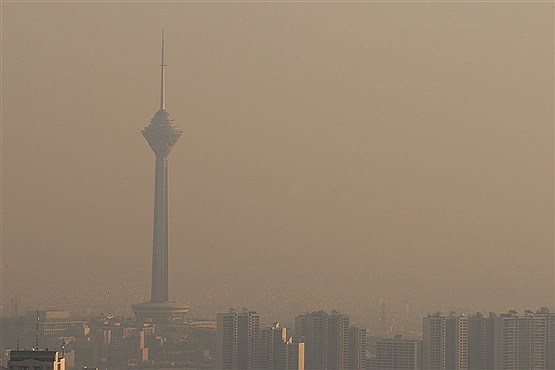 خودروسازان به‌جای لابی، قانون هوای پاک را اجرا کنند