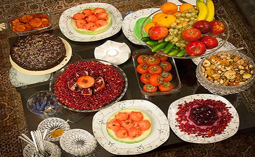 دوره همی خانواده&zwnj;های یزدی در شب یلدا