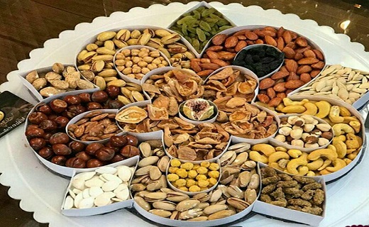 دوره همی خانواده&zwnj;های یزدی در شب یلدا