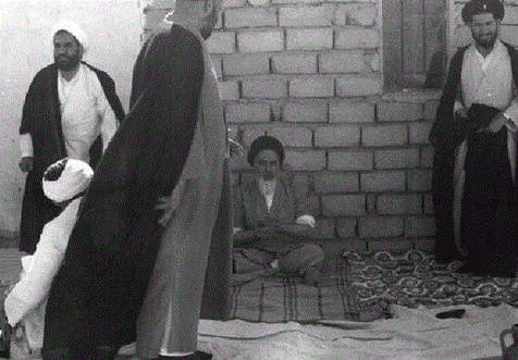 چه شد که امام کلنگ زدن مسجد را پذیرفت؟&zwnj;