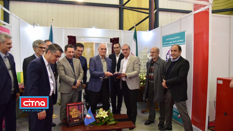 در نمایشگاه تلکام پلاس ۹۸، از دبیر سندیکای صنعت مخابرات ایران تقدیر شد