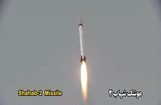 پایگاه&zwnj;های آمریکا در تیررس پرافتخارترین عضو خانواده موشکی شهاب/ شهاب ۲، موشکی دقیق با توان انهدام بالا + فیلم و تصاویر