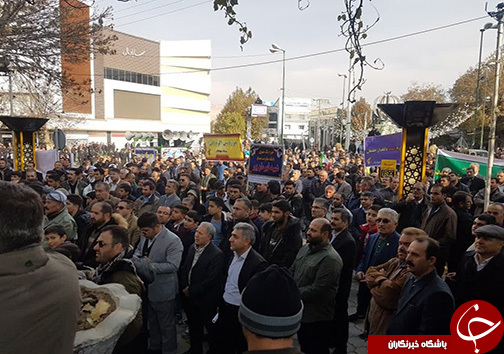 انزجار مردم مهاباد از آشوبگران و میثاق با ولایت با حضور حماسی در راهپیمایی + تصاویر