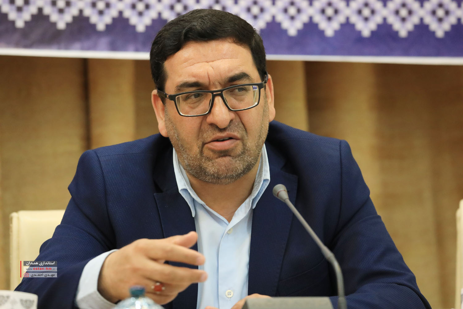 جلوی افزایش نرخ تاکسی ها و سرویس مدارس گرفته می شود
