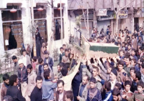 شهیدی که پیکرش در حرم امام رضا (ع) طواف داده شد + تصاویر و فیلم