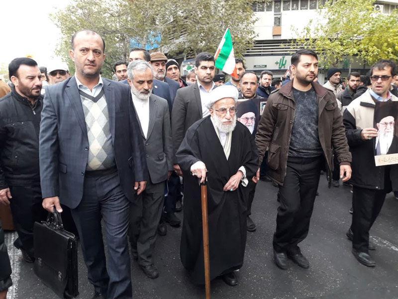 راهپیمایی مردم تهران در محکومیت آشوب&zwnj;های اخیر/ طنین حمایت از امنیت و نظام اسلامی در میدان انقلاب