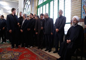 مراسم ختم خواهر رئیس جمهور در سرخه برگزار شد