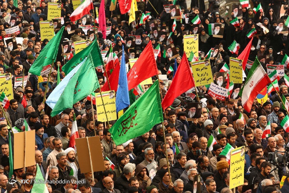 راهپیمایی مردم تهران در محکومیت آشوب&zwnj;های اخیر/ طنین حمایت از امنیت و نظام اسلامی در میدان انقلاب