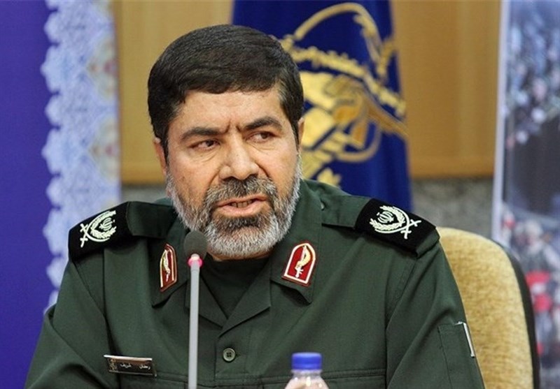 افرادی از جناح&zwnj;های مختلف داخلی به تور شبکه آمدنیوز افتاده&zwnj;اند