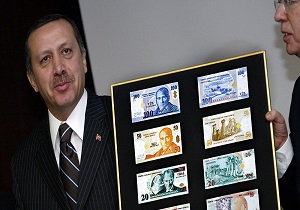 اردوغان ترک&zwnj;ها را ترغیب به جایگزینی لیر به جای دلار کرد