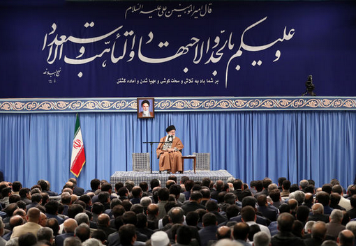 خط&zwnj;شکنان تولید؛ بیانات رهبر انقلاب در دیدار با جمعی از تولیدکنندگان + سخن&zwnj;نگاشت