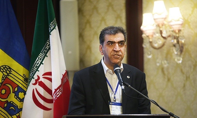 پهلوان زاده: فیروزجا پناهنده نشده است/  در ۲ سال آینده به جمع ۱۰ تیم برتر جهان می&zwnj;رسیم