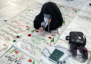 رنگ آمیزی مزار شهدای گلزار علی بن جعفر (ع)