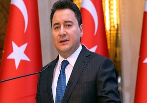 متحد سابق اردوغان: ترکیه وارد یک تونل تاریک شده است