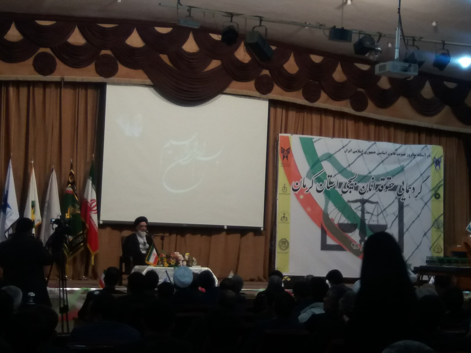 فرهنگ بسیج کشور را از فتنه ها عبور داد