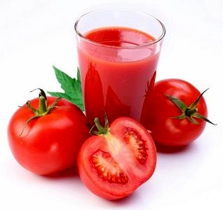 رفع بوی بد یخچال با گوجه فرنگی
