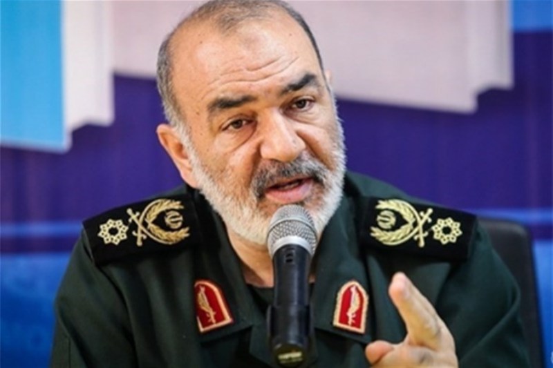 فرمانده کل سپاه وارد همدان شد