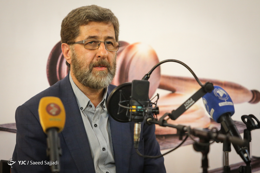 رسانه ملی از آثار چکناواریان حمایت می&zwnj;کند / رهبر مهمان ارکستر سمفونیک مهارت و قدرتش در موسیقی را نشان داد