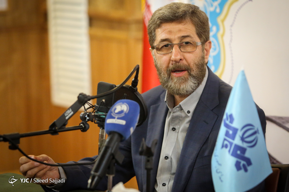 رسانه ملی از آثار چکناواریان حمایت می&zwnj;کند / رهبر مهمان ارکستر سمفونیک مهارت و قدرتش در موسیقی را نشان داد