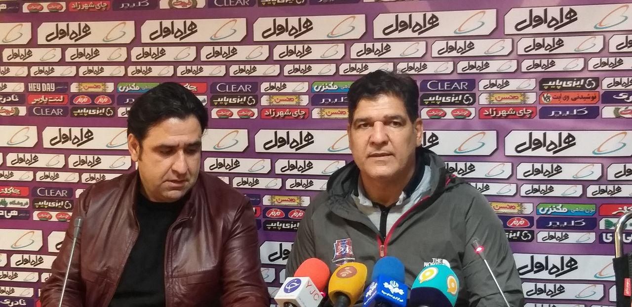 مهاجری: بازی مقابل پرسپولیس همیشه برای ما خاص بوده است/ آلودگی هوا روی بازی ما تاثیر گذار خواهد بود