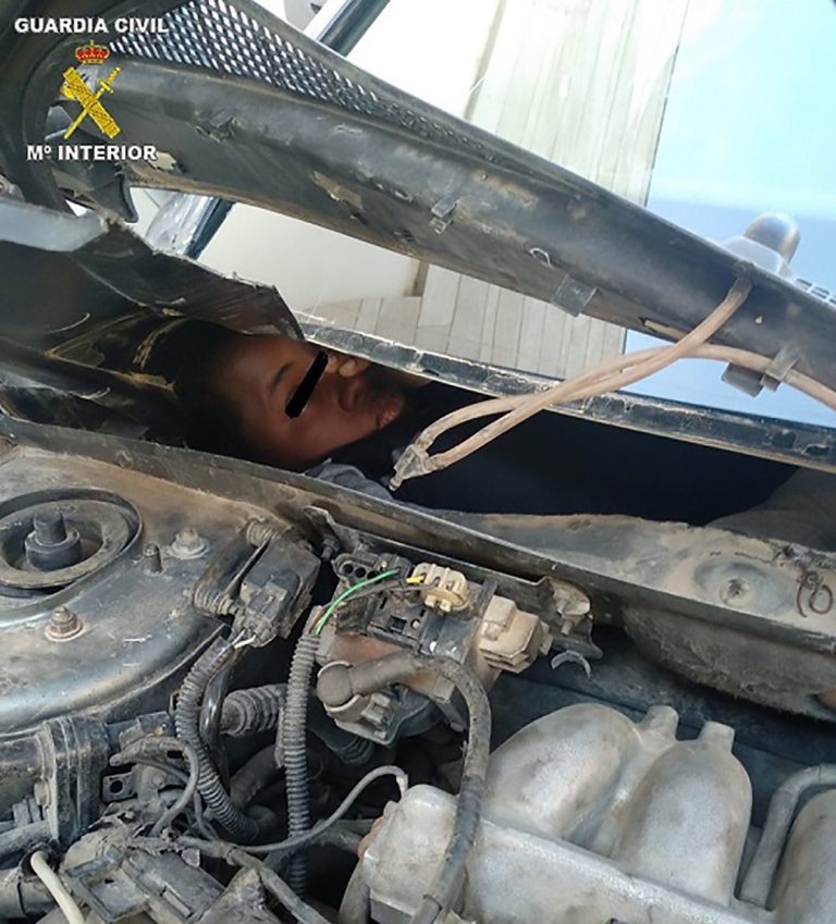 از سرنگونی پهپاد آمریکایی توسط ایران و انفجار دونفتکش در دریای عمان تا سلفی با سیاستمداران جهان +تصاویر