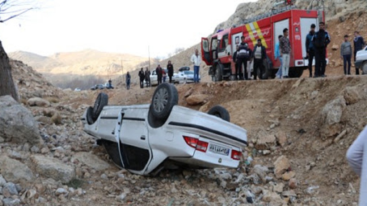 واژگونی سمند یک کشته و دو مصدوم برجای گذاشت