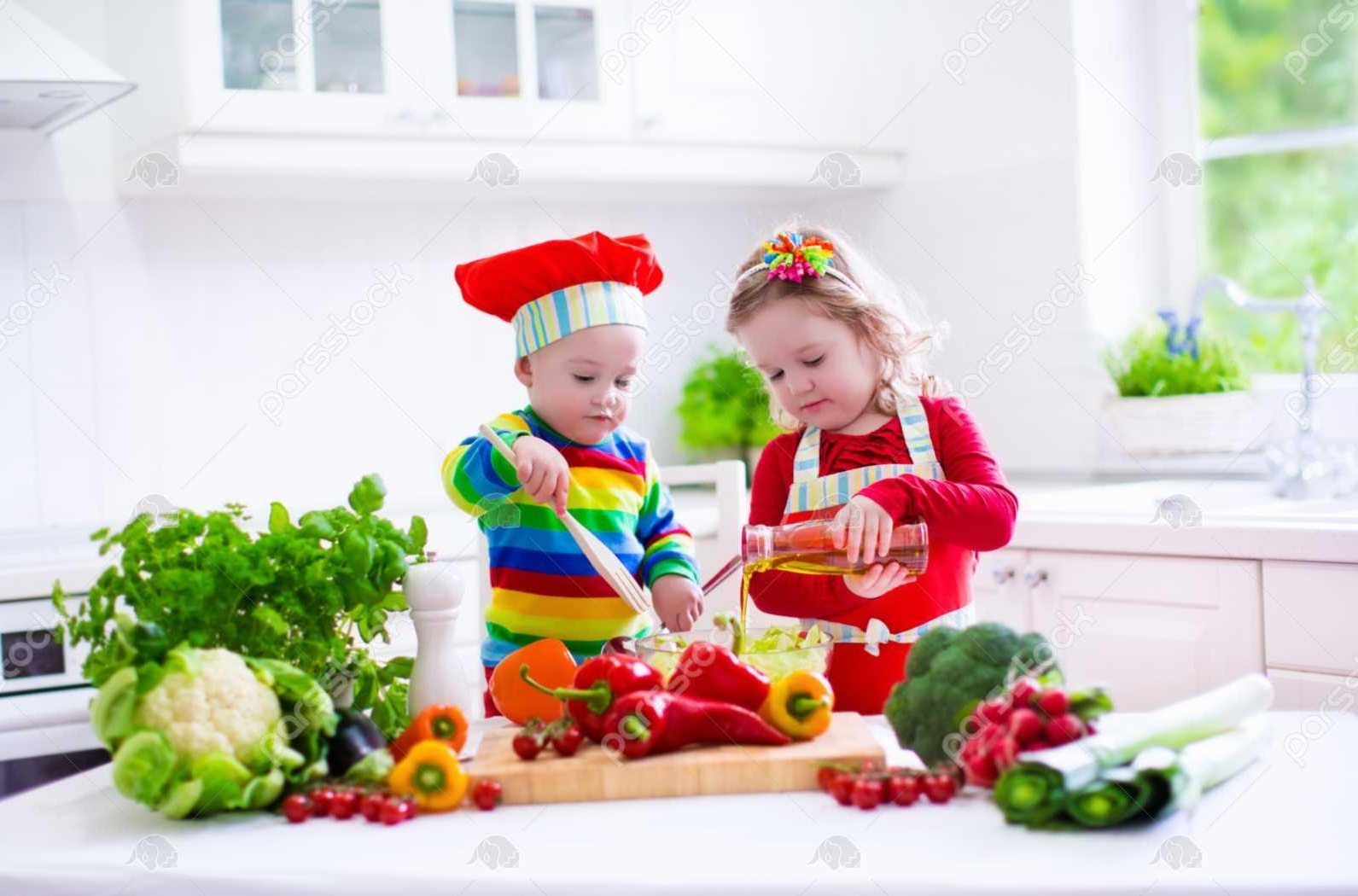 آشپزی با طعم کودکی/ترفند&zwnj;هایی برای آموزش آشپزی به کودکان