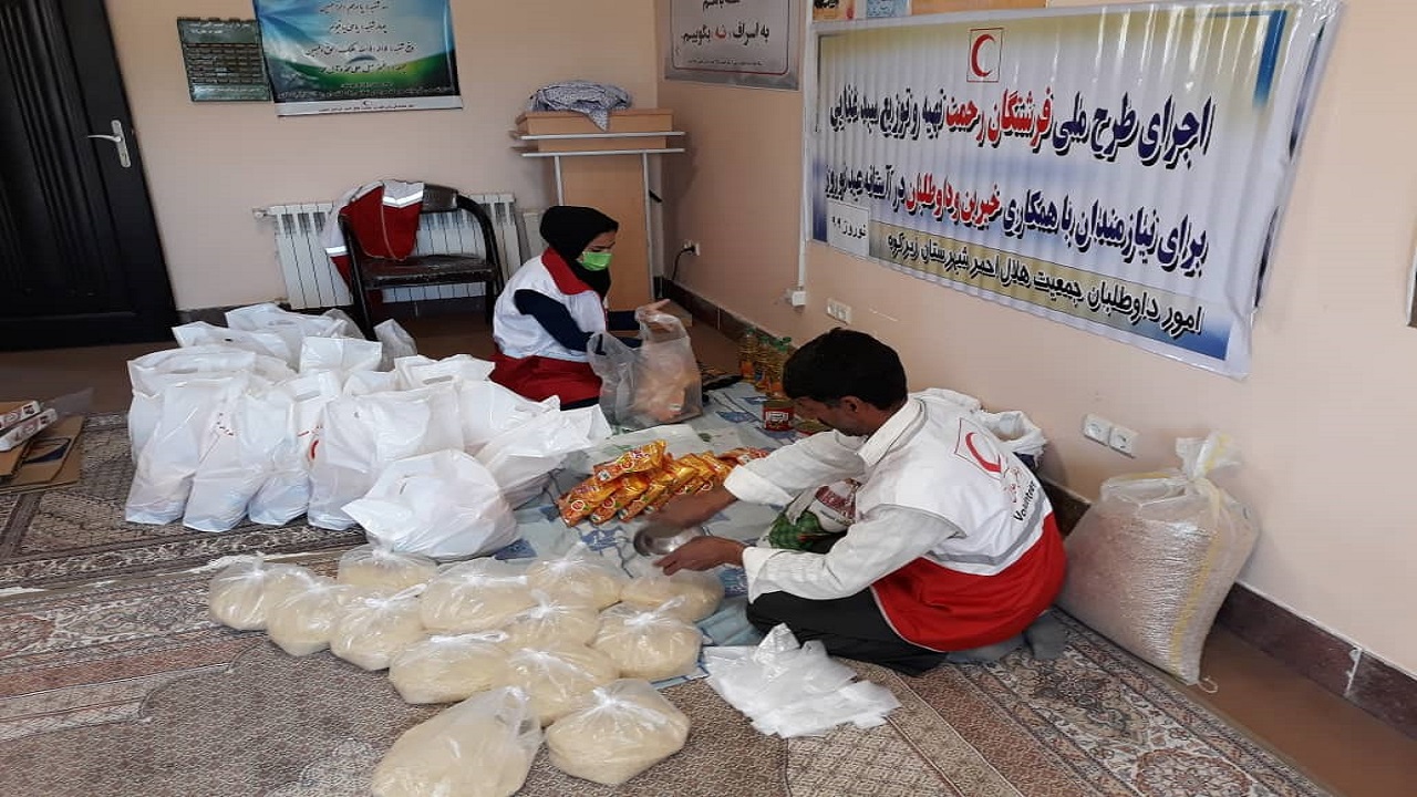  توزیع ۹۱۹ بسته غذایی در قالب طرح فرشتگان رحمت بین نیازمندان