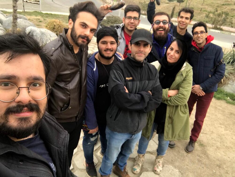 رونمایی از یک متخصص جلوه&zwnj;های ویژه که با بارش بادمجان، حال و هوای شهر را متحول کرد