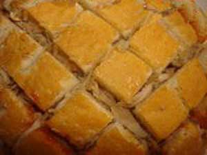 طرز تهیه پیتزای مرغ در نان همبرگر