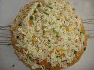 طرز تهیه پیتزای مرغ در نان همبرگر