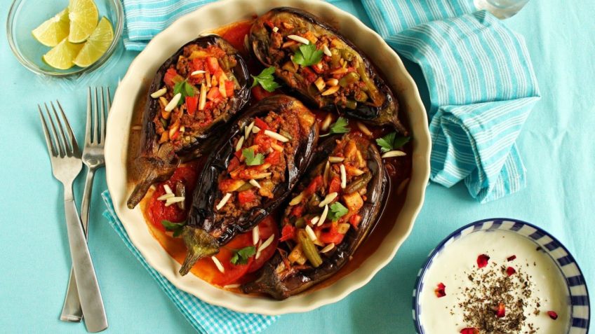 طرز تهیه بادمجان شکم پر خوشمزه