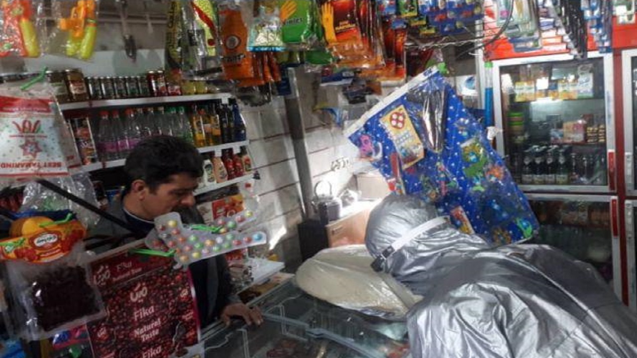 غربالگری صاحبان اصناف ضروری  برای مقابله با کرونا در آوج