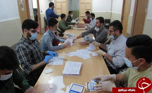 توزیع بسته های بهداشتی و فرهنگی در برخی مناطق اهواز