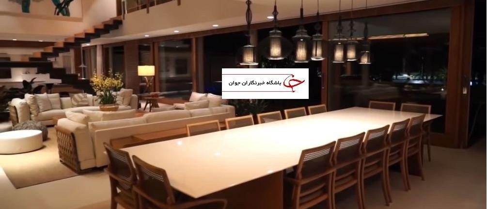 قرنطینه لاکچری ستاره فوتبال + عکس قرنطینه لاکچری ستاره فوتبال + عکس