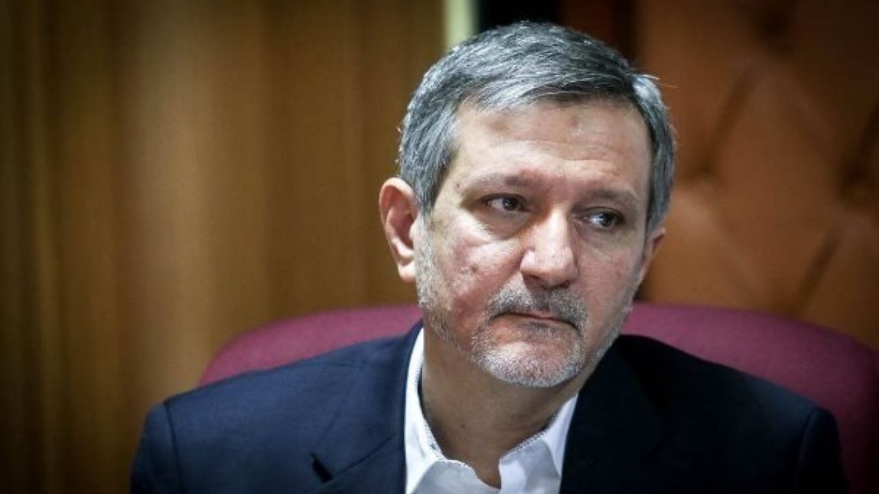 خاکی