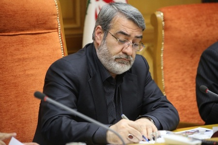 وزیر کشور از عملکرد استاندار بوشهر قدردانی کرد