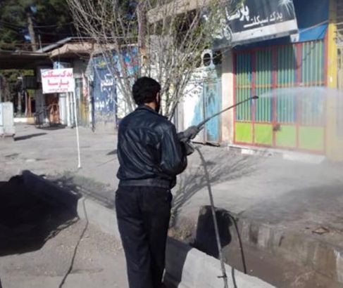 ضدعفونی کامیون‌های حمل گوشت در سیرجان